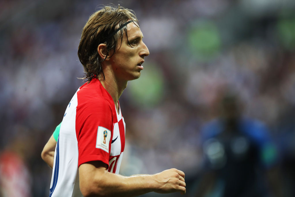 Chelsea should surely be monitoring Modric's Madrid situation