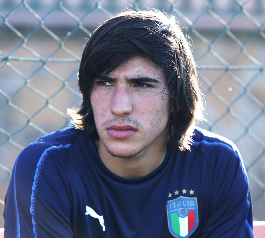 Chelsea fans should be extremely excited with reports suggesting they could sign Italy Under-19 star Sandro Tonali
