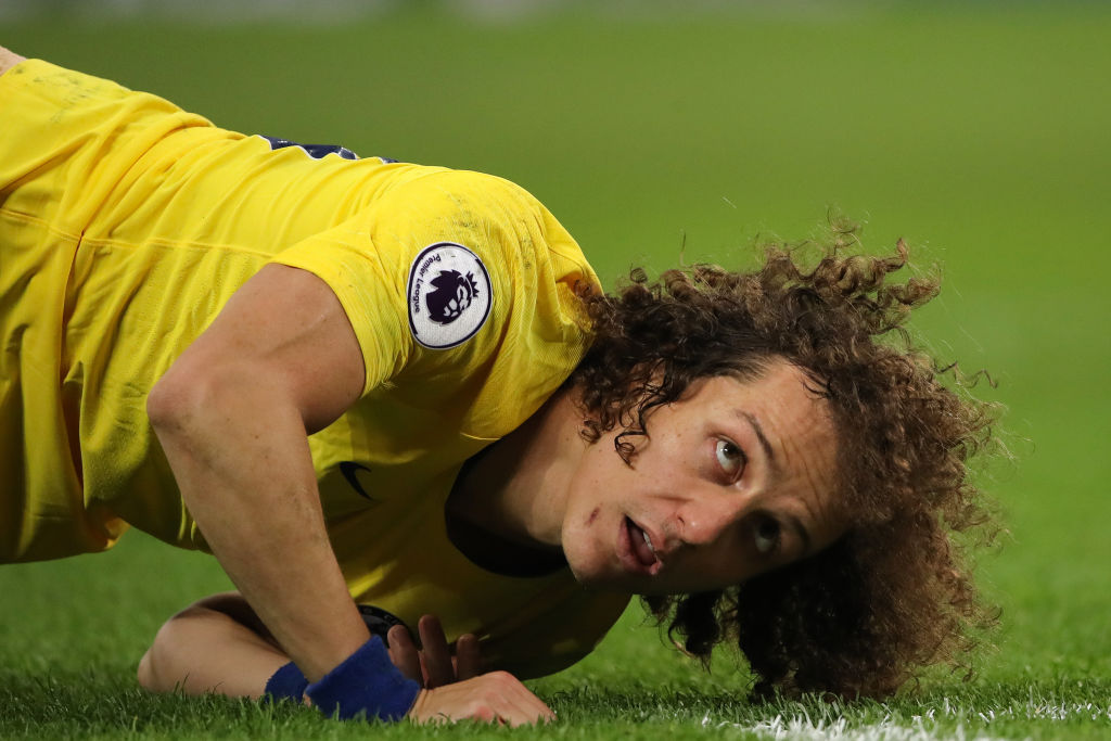 Chelsea fans slam David Luiz’s woeful performance against Spurs
