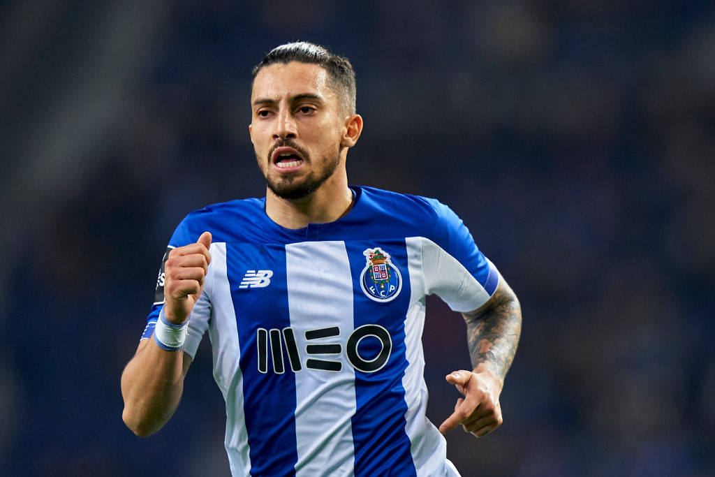 Report: PSG ahead of Chelsea as they table £23m offer for Alex Telles