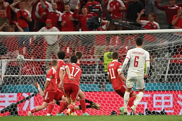 FBL-EURO-2020-2021-MATCH27-RUS-DEN