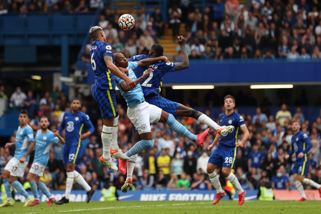 Lescott claims Chelsea defender looked very 'uncomfortable' vs Manchester City