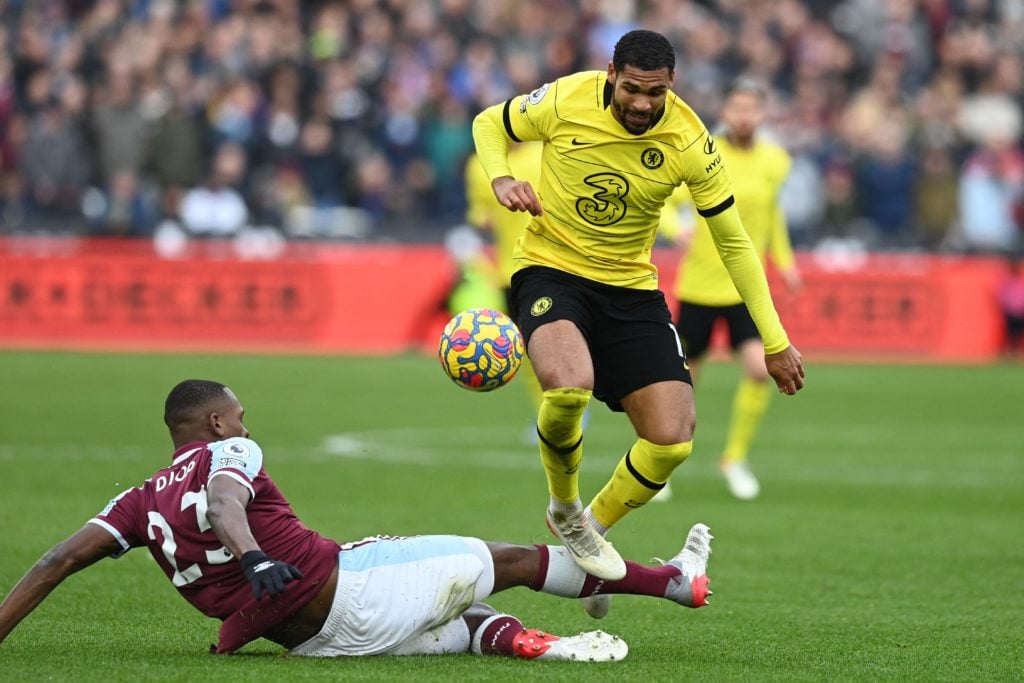 FBL-ENG-PR-WEST HAM-CHELSEA