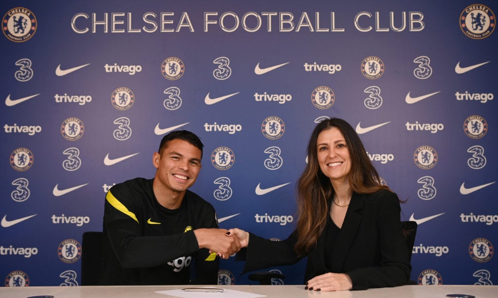 Thiago Silva signs New Contract