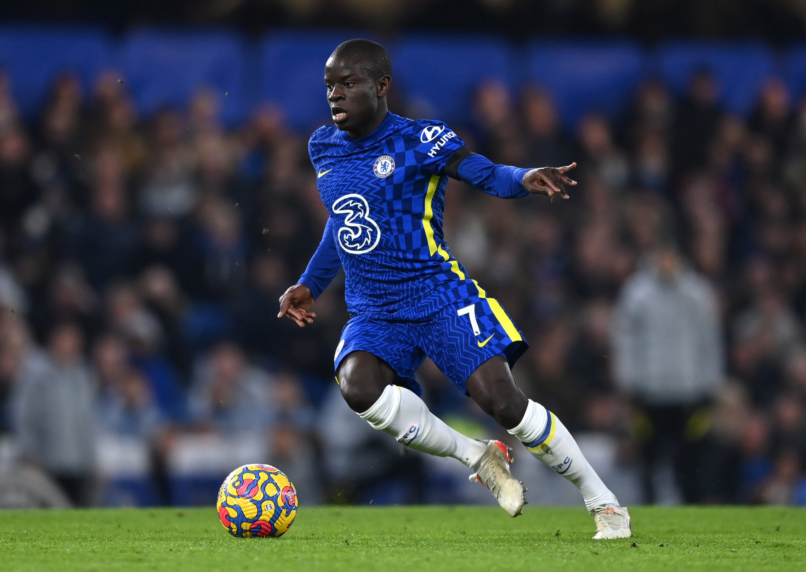 Report: Chelsea considering using 'phenomenal' midfielder as cover for N'Golo Kante in the future
