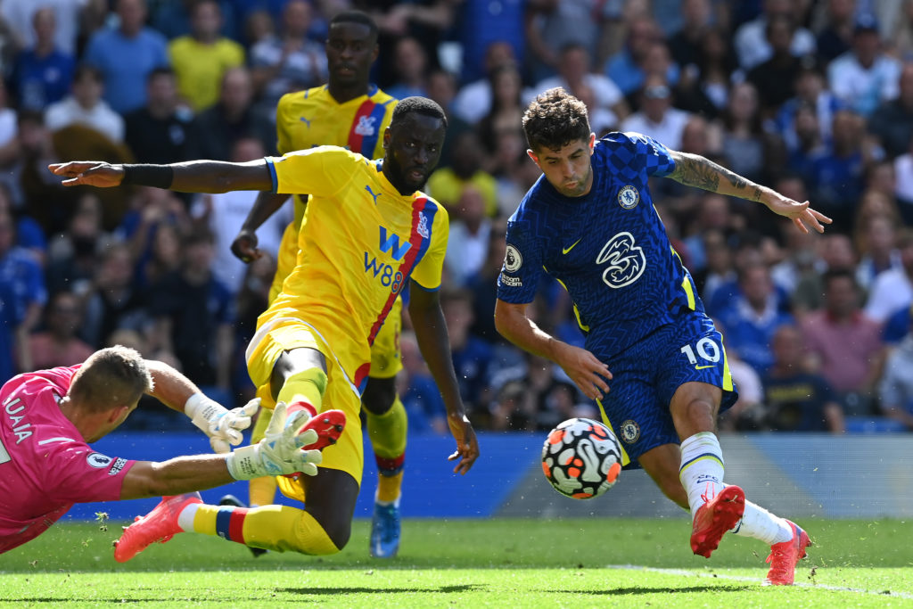 Christian Pulisic scoring for Chelsea against Crystal Palace in the Premier League.