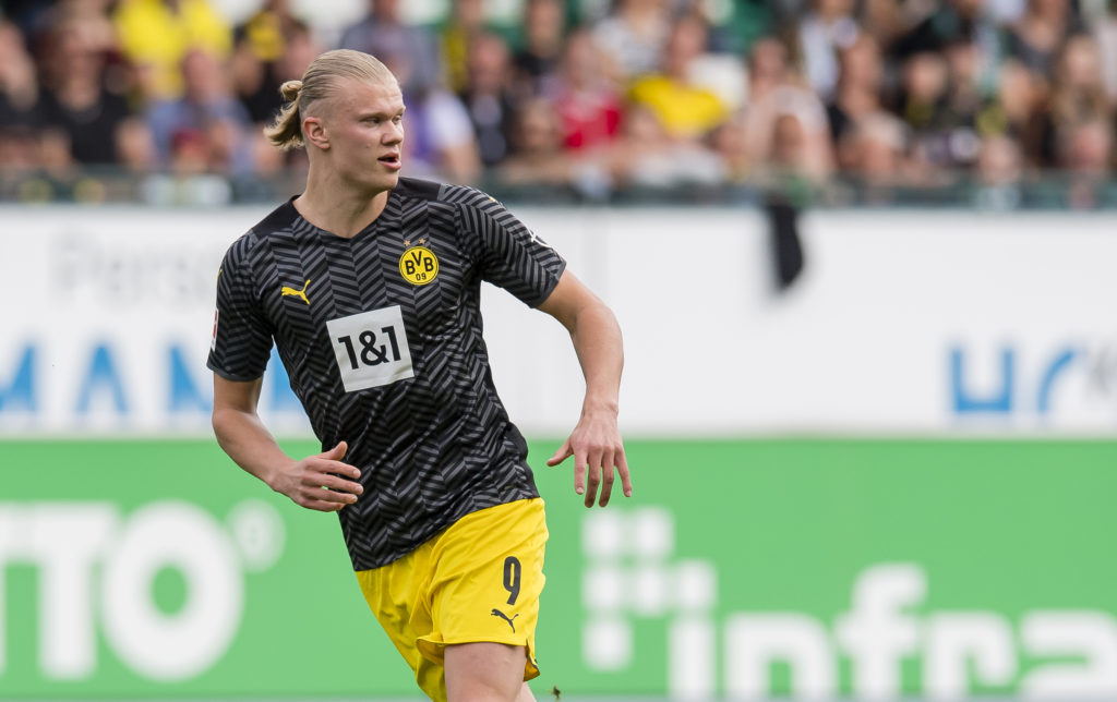SpVgg Greuther Fürth v Borussia Dortmund - Bundesliga