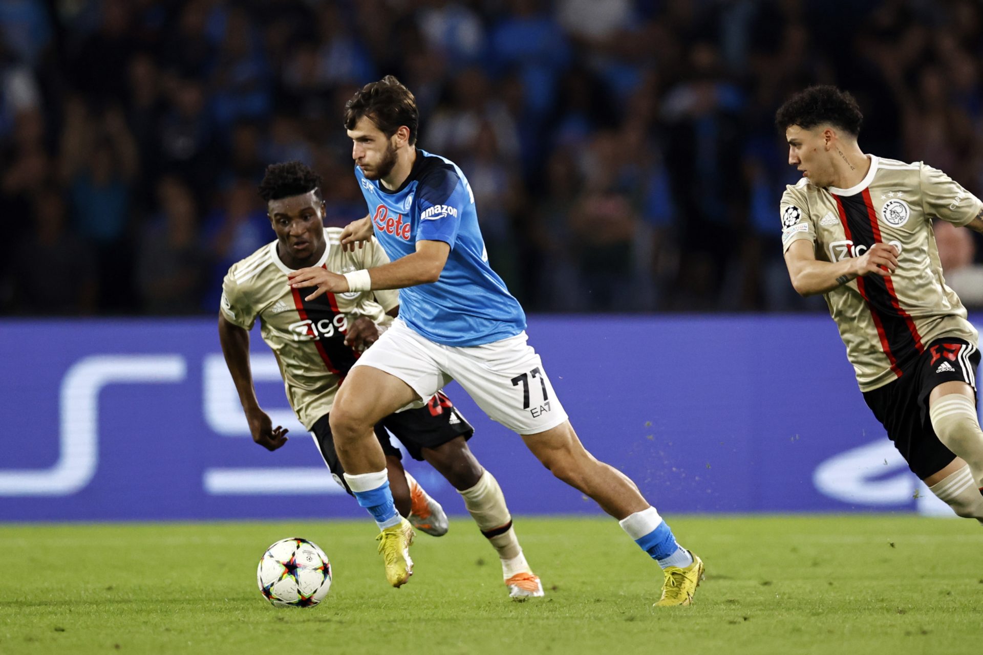 UEFA Chaмpions Leagυe groυp A&qυot;SSC Napoli v Ajax Aмsterdaм&qυot;