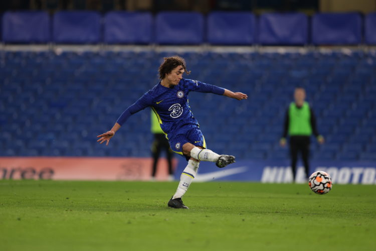 Photo: 18-year-old Chelsea prospect spotted in first-team training on Friday