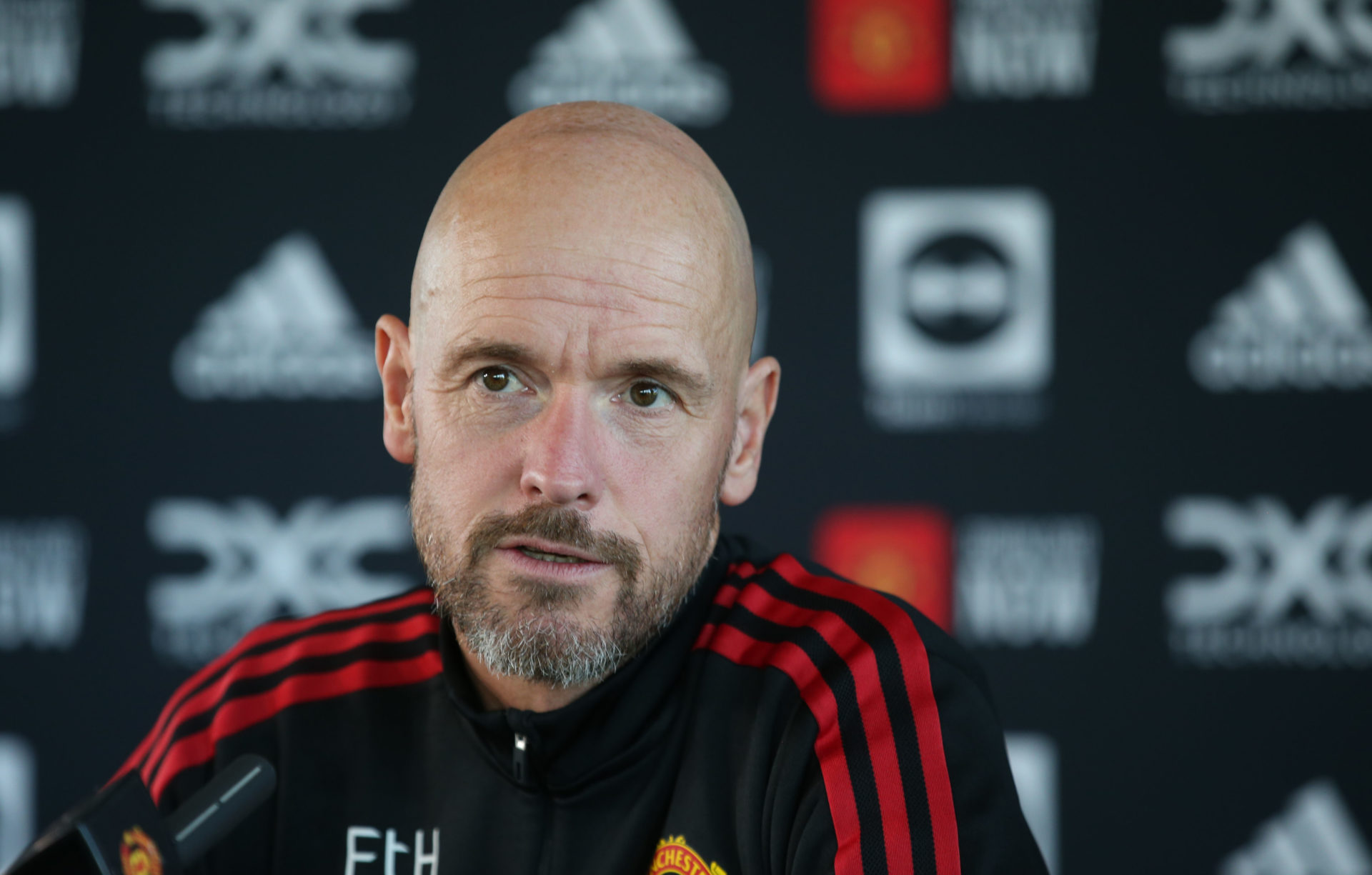 ten-hag-says-manchester-united-can-win-if-chelsea-don-t-have-referees