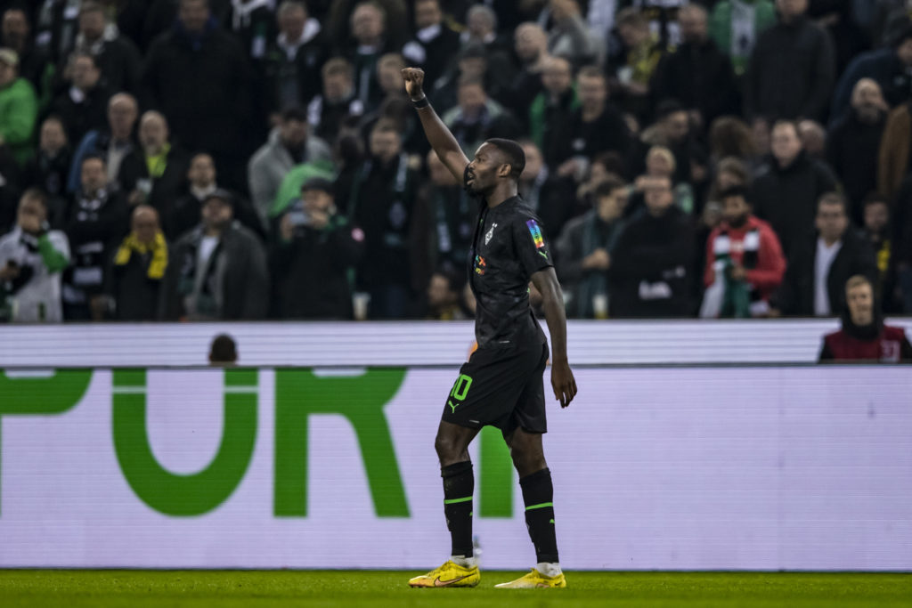Borussia Mönchengladbach v Borussia Dortmund - Bundesliga