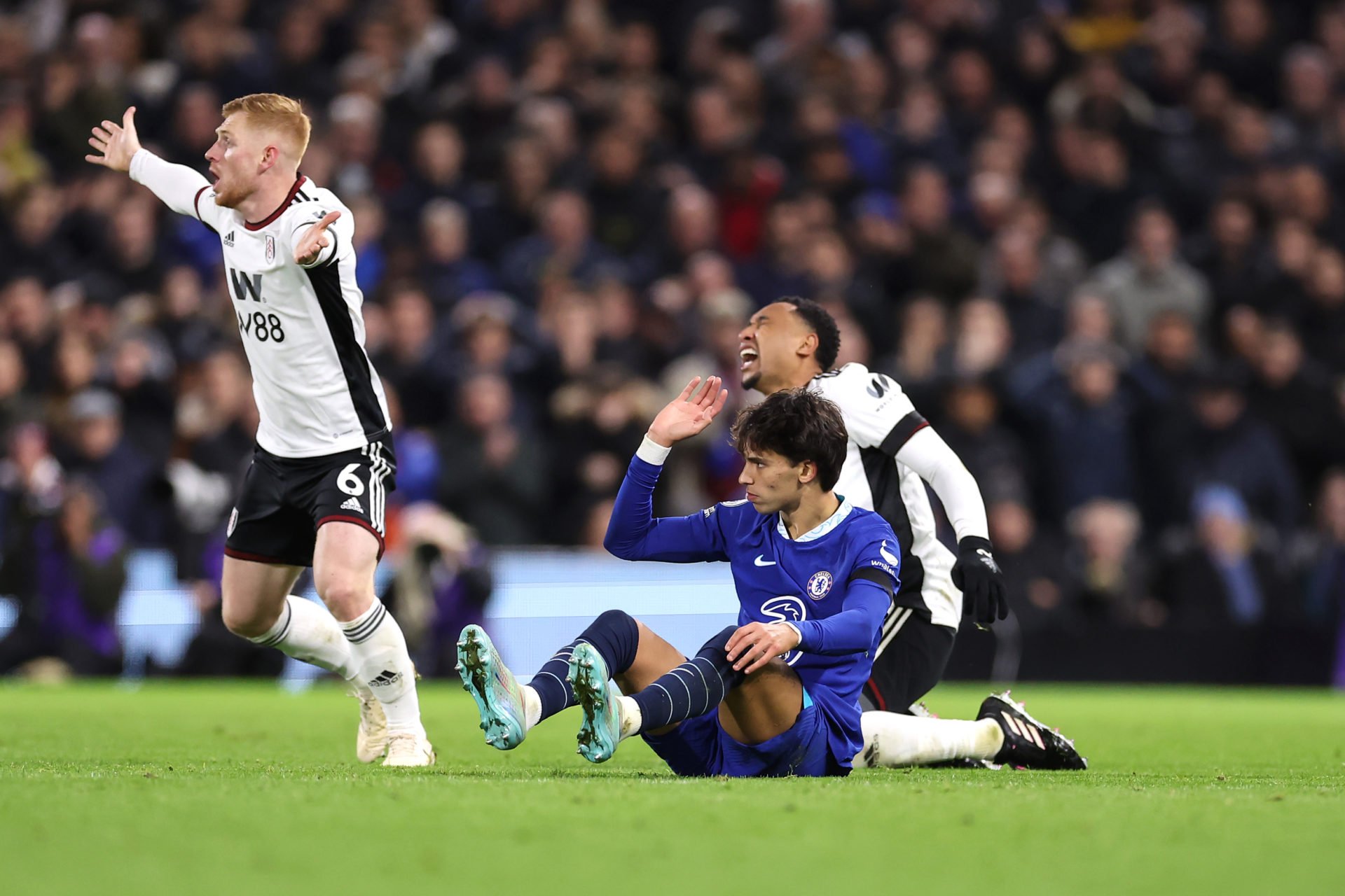 Jamie Carragher reacts to Joao Felix Chelsea debut in Fulham defeat