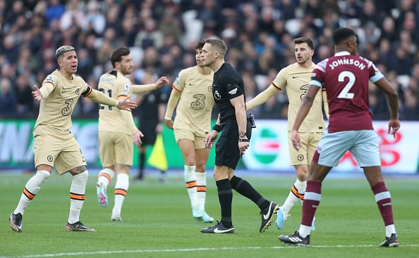 Dermot Gallagher shares if Chelsea deserved a penalty vs West Ham