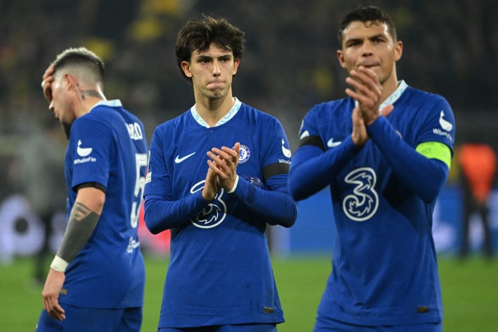TOPSHOT-FBL-EUR-C1-DORTMUND-CHELSEA