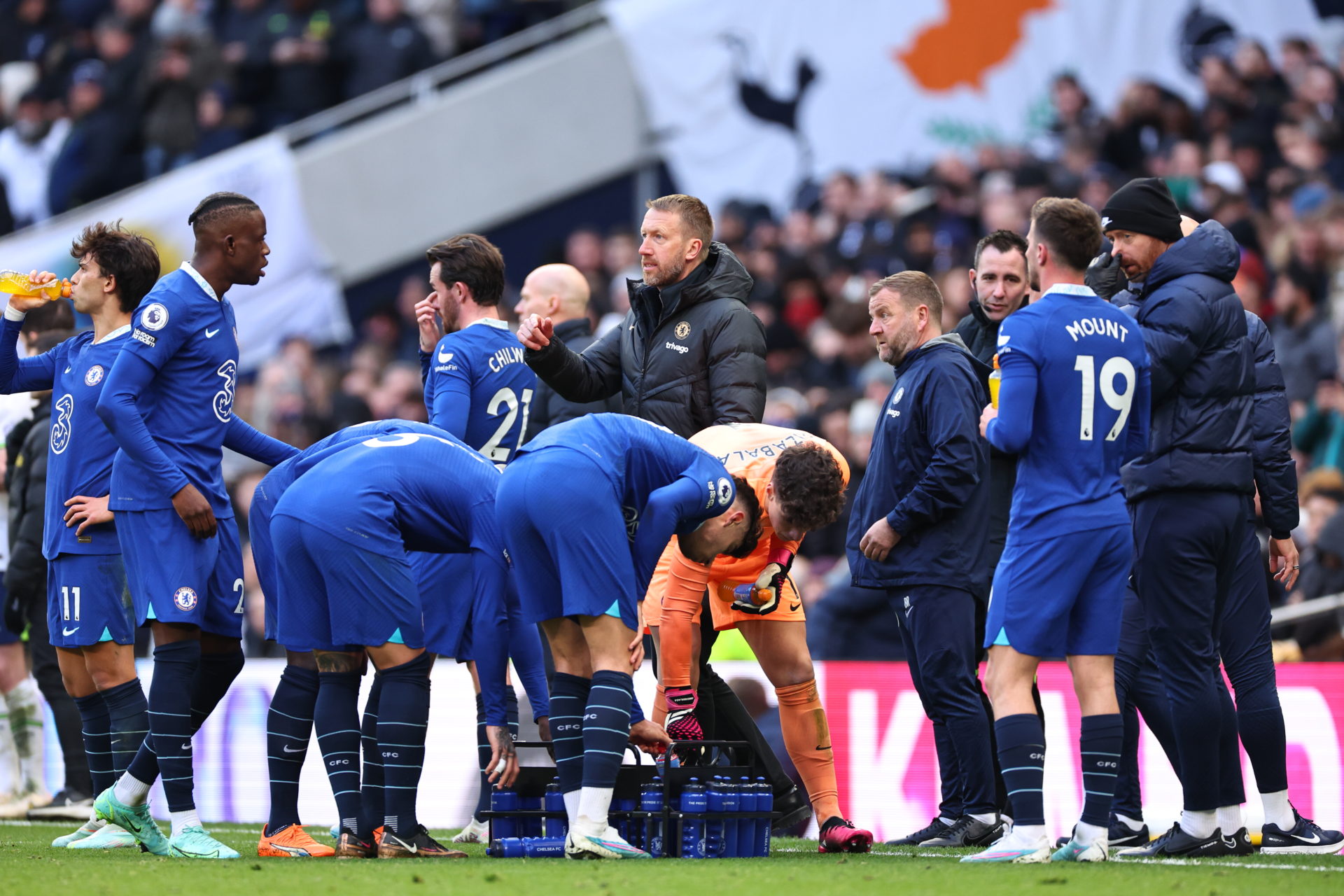 Sherwood says he noticed worrying signs from Chelsea players in Spurs loss