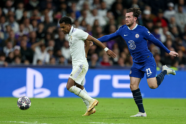 Noni Madueke sends four words to Ben Chilwell after his red card vs Real Madrid