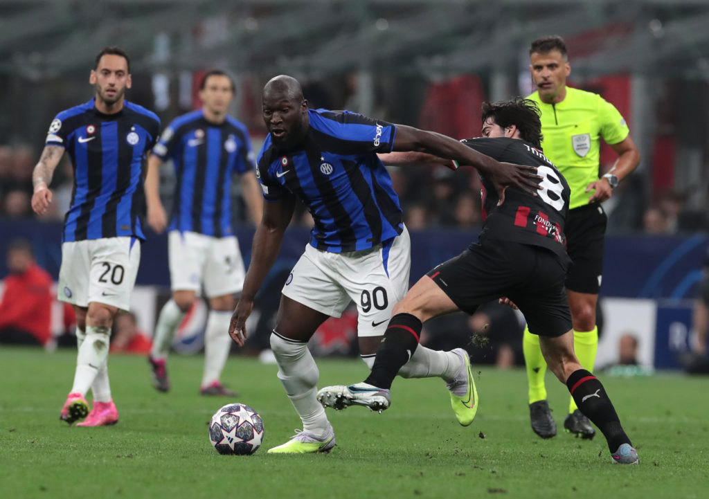 AC Milan v FC Internazionale: Semi-Final First Leg - UEFA Champions League