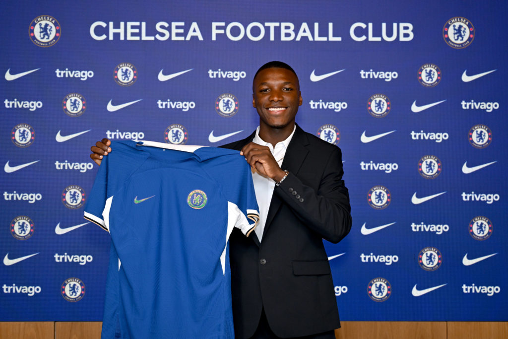Chelsea Unveil New Signing Moises Caicedo