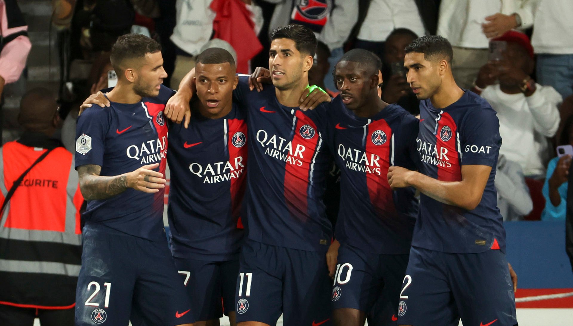 PSG have just bid £69m to sign striker after he held talks about ...