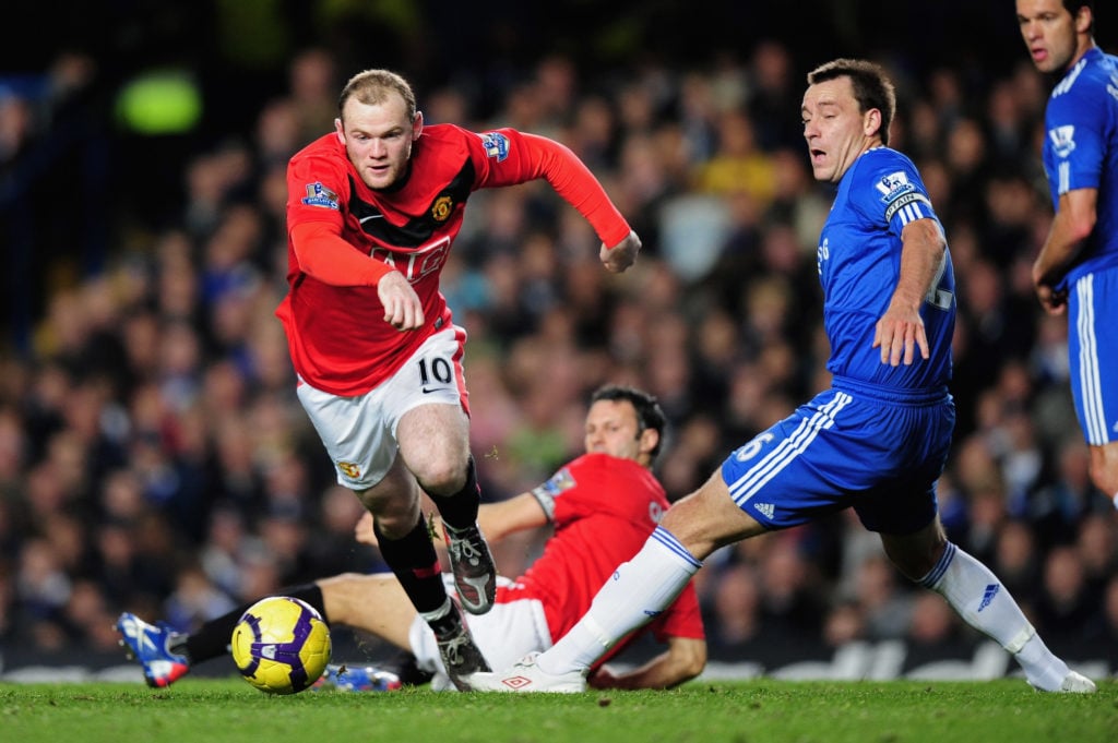 Wayne Rooney playing for Man United against Chelsea