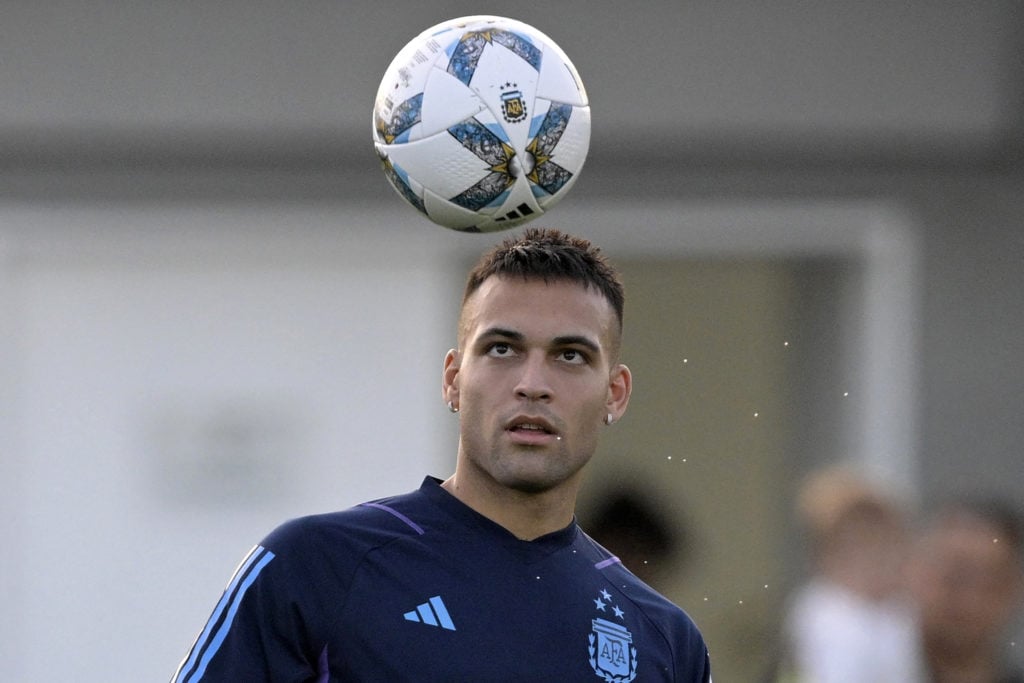 TOPSHOT-FBL-WC-2026-SAMERICA-QUALIFIERS-ARG-TRAINING