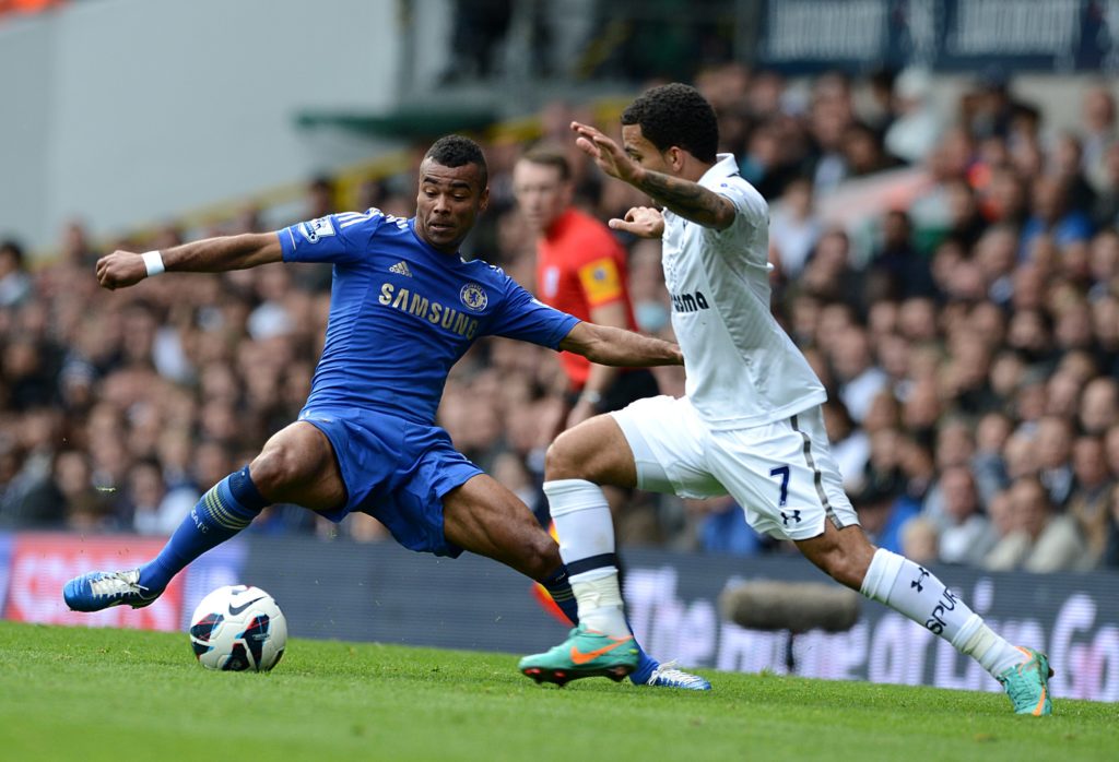 Soccer - Barclays Premier League - Tottenham Hotspur v Chelsea - White Hart Lane