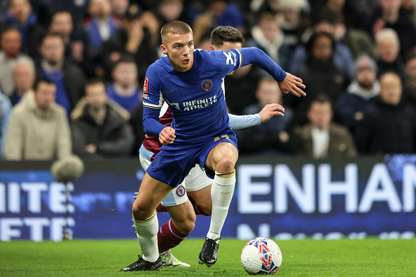 Chelsea v Aston Villa - Emirates FA Cup Fourth Round