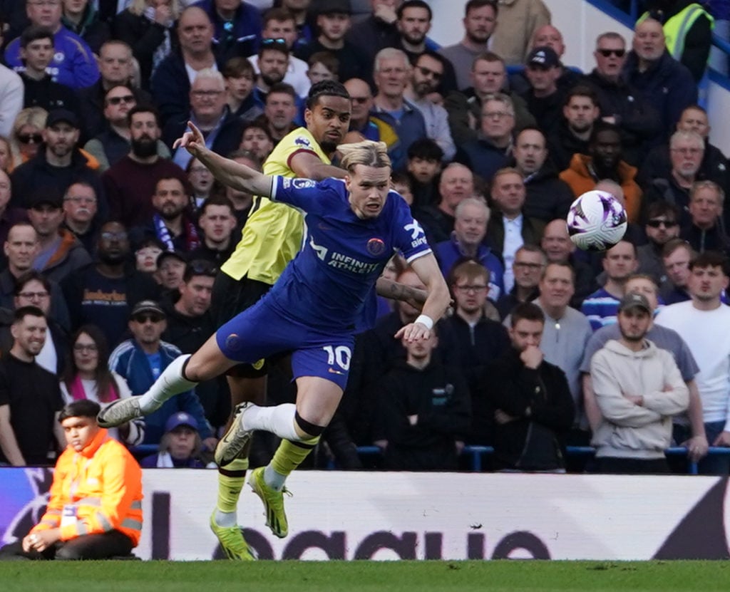 Chelsea FC v Burnley FC - Premier League