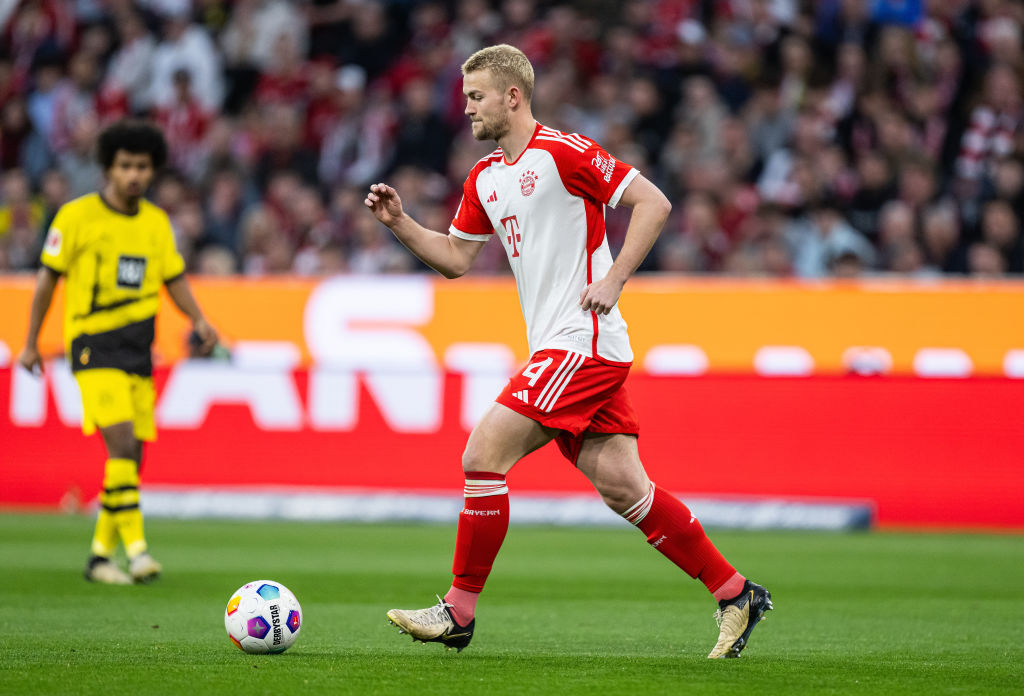 FC Bayern München v Borussia Dortmund - Bundesliga