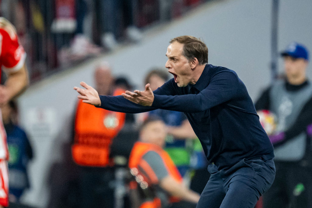 Head Coach Thomas Tuchel of FC Bayern Muenchen gives his team instructions during the UEFA Champions League semi-final first leg match between FC B...