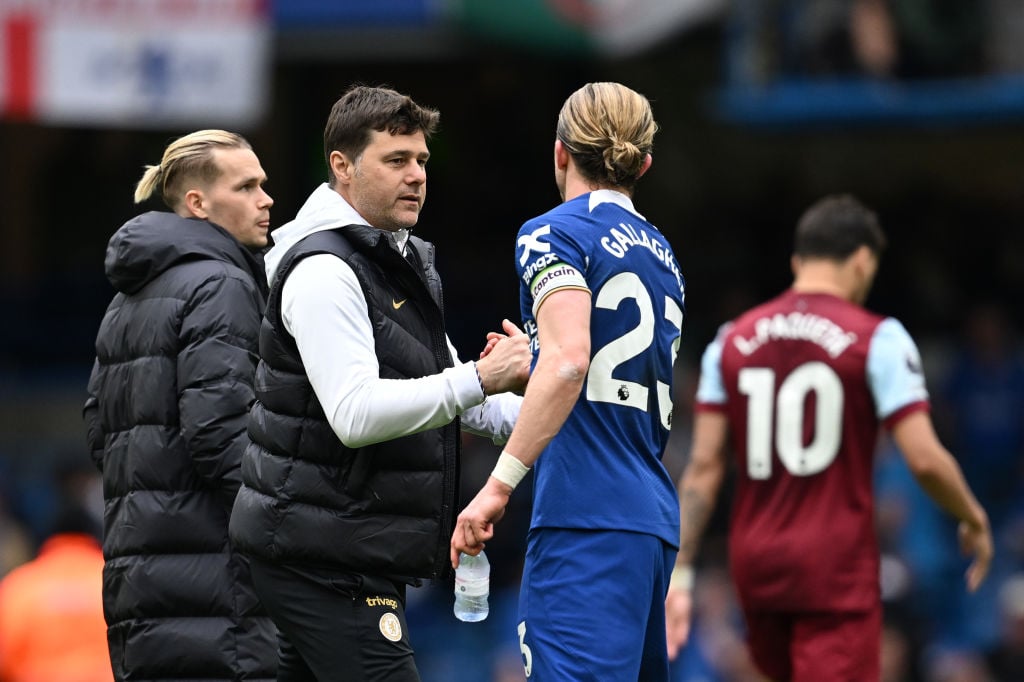 Mauricio Pochettino, Manager of Chelsea, shakes hands with Conor Gallagher of Chelsea after the team's victory in the Premier League match between ...
