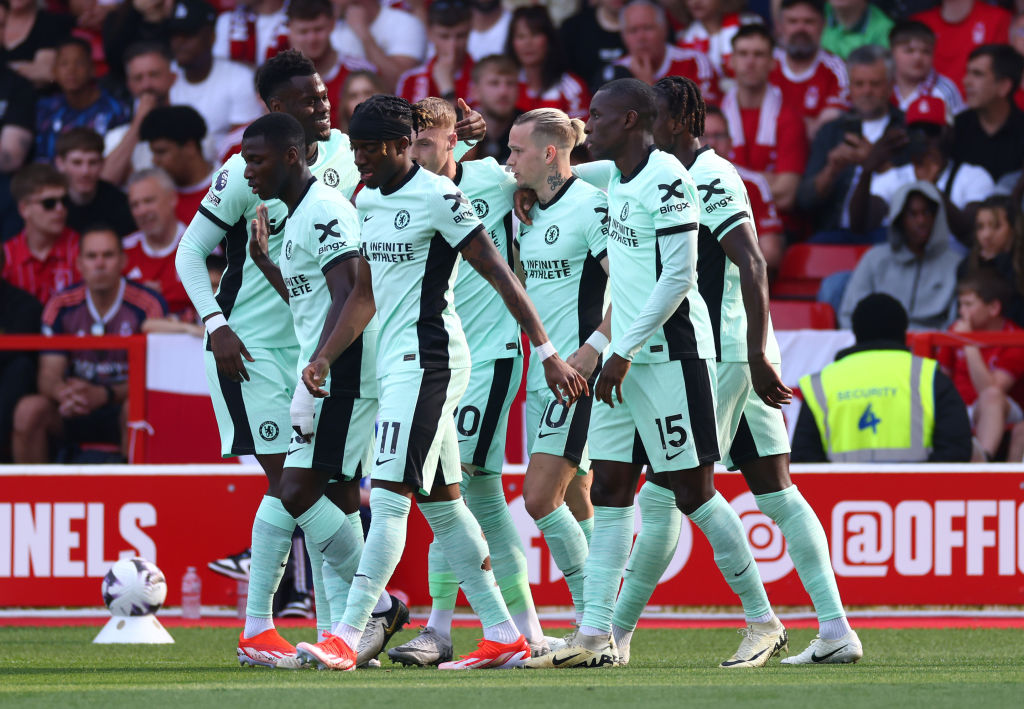 Mykhaylo Mudryk of Chelsea celebrates scoring his team's first goal with teammates during the Premier League match between Nottingham Forest and Ch...