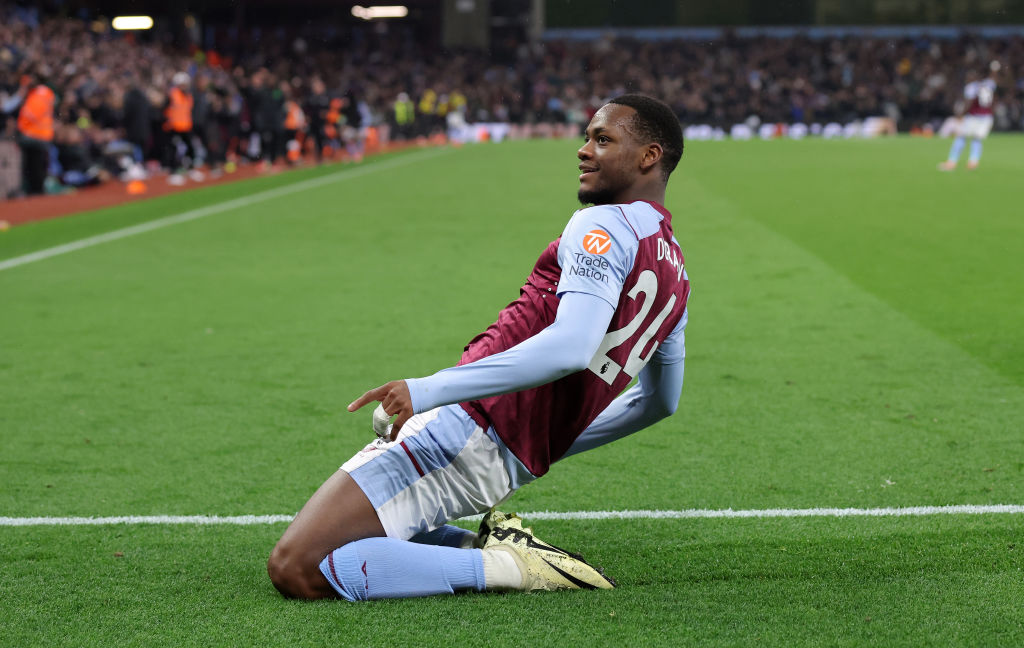 Jhon Duran of Aston Villa celebrates after scoring their third goal during the Premier League match between Aston Villa and Liverpool FC at Villa P...