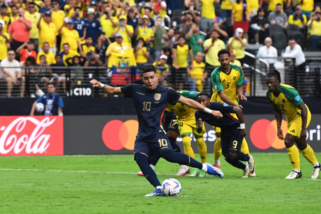 Kendry Paez of Ecuador takes a penalty kick to score the team's second goal during the CONMEBOL Copa America 2024 Group B match between Ecuador and...