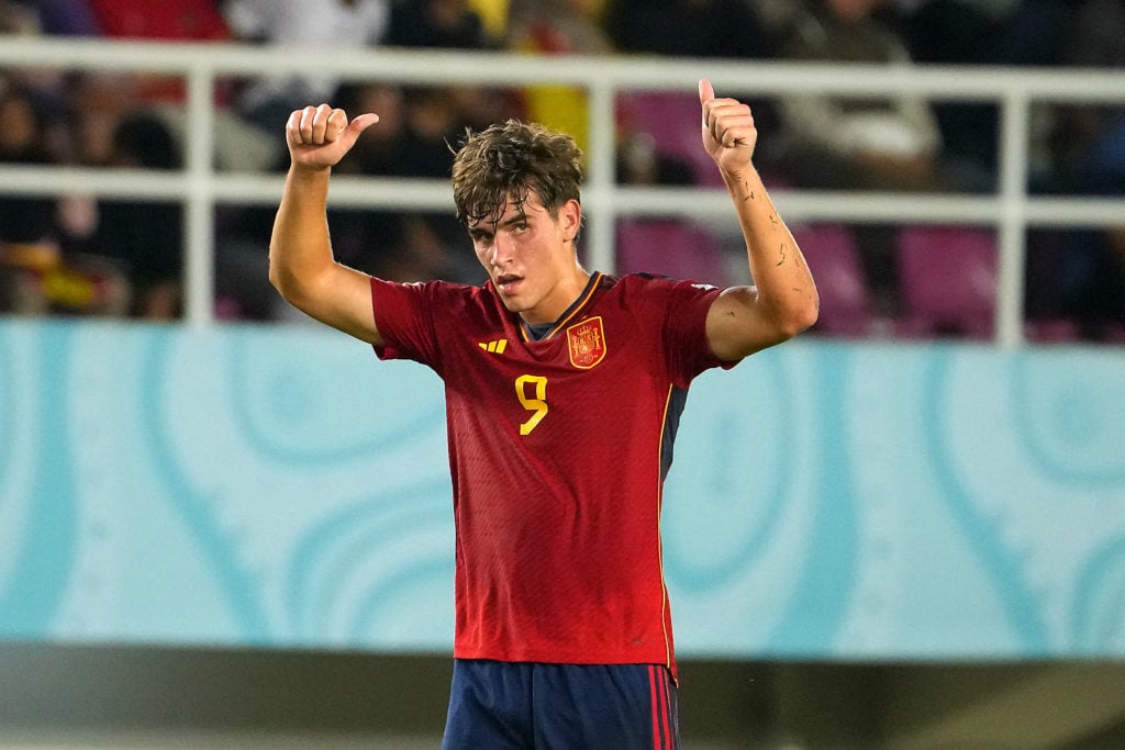 Marc Guiu of Spain celebrates scoring their second goalduring the FIFA U-17 World Cup Round 16 match between Spain and Japan at Manahan Stadium on ...