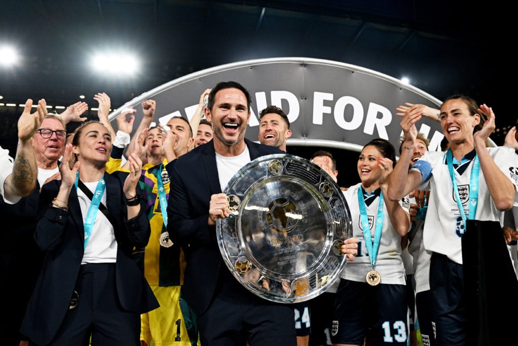 Frank Lampard, Manager of England celebrates with the trophy following victory in Soccer Aid for UNICEF 2024 at Stamford Bridge on June 09, 2024 in...