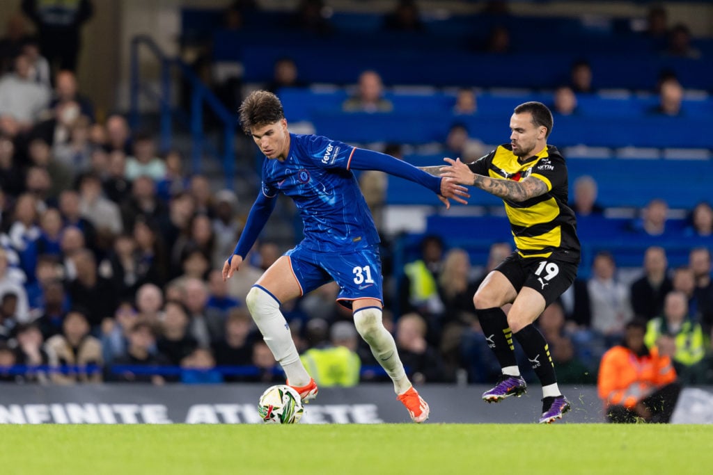 Cesare Casadei in action for Chelsea against Barrow.