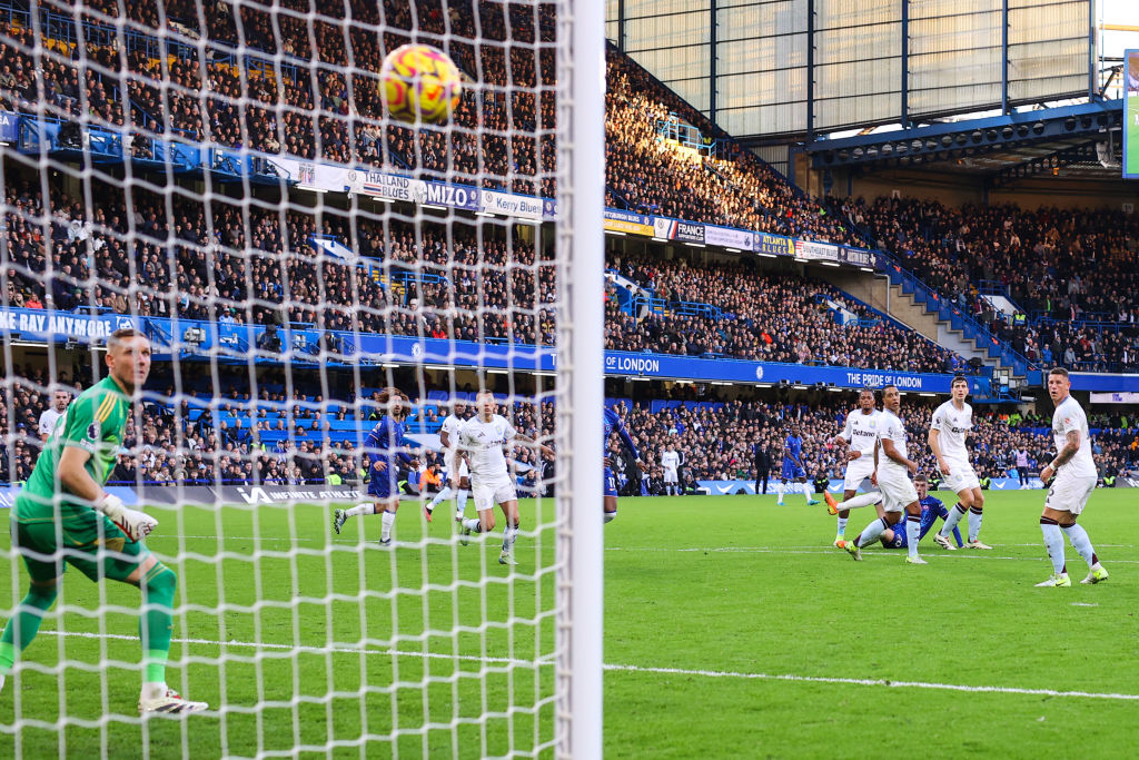 Chelsea FC v Aston Villa FC - Premier League