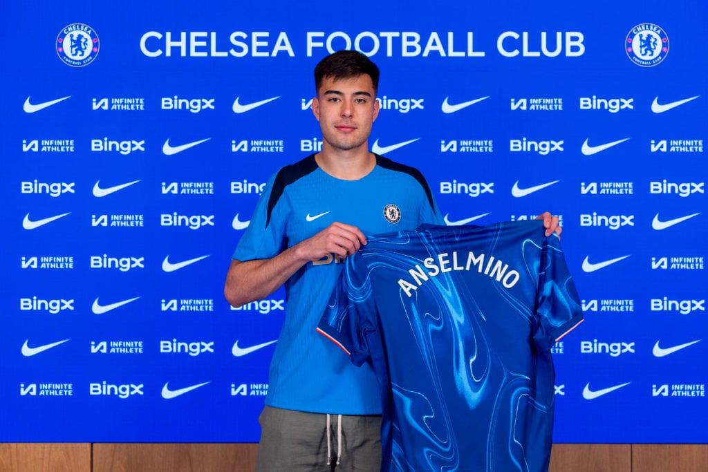 Chelsea Unveil New Signing Aaron Anselmino