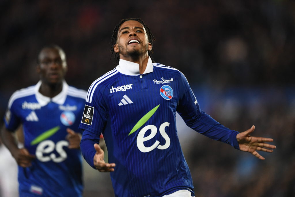 TOPSHOT-FBL-FRA-LIGUE1-STRASBOURG-LILLE
