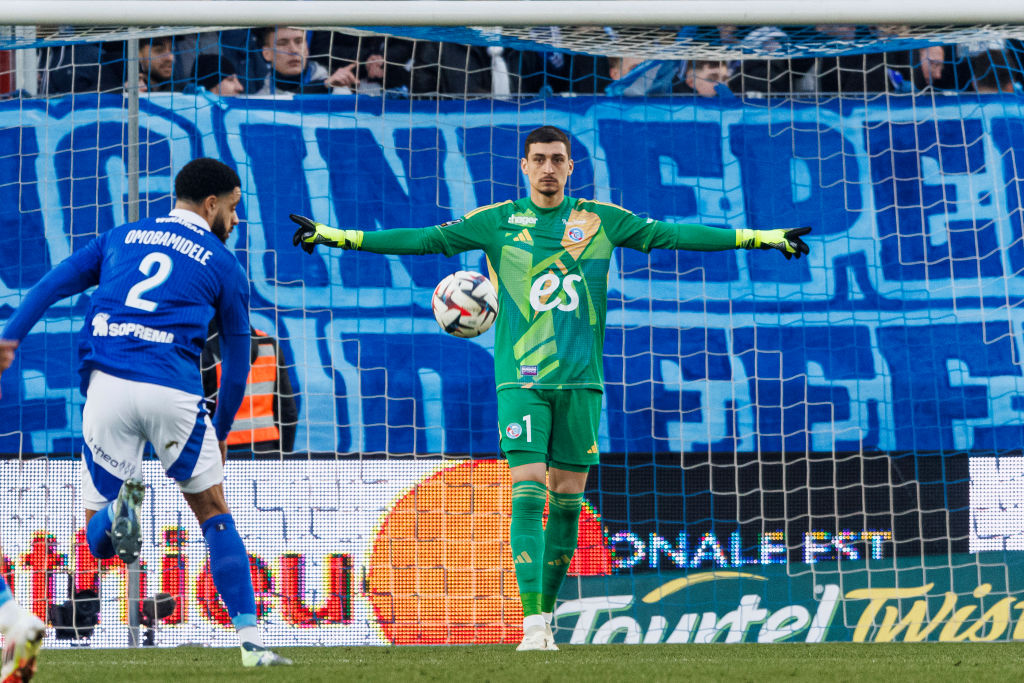 RC Strasbourg Alsace v Montpellier HSC - Ligue 1 McDonald's