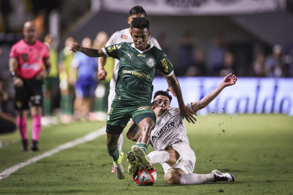 Photo by Marco Galvao/Sports Press Photo/Getty Images