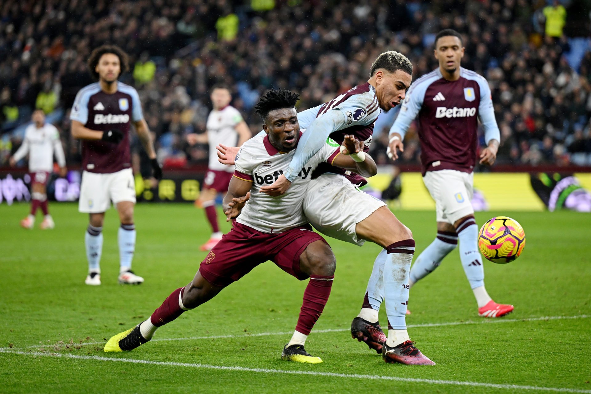 Report: Chelsea keen on signing £85m Premier League forward once again after failed 2023 transfer