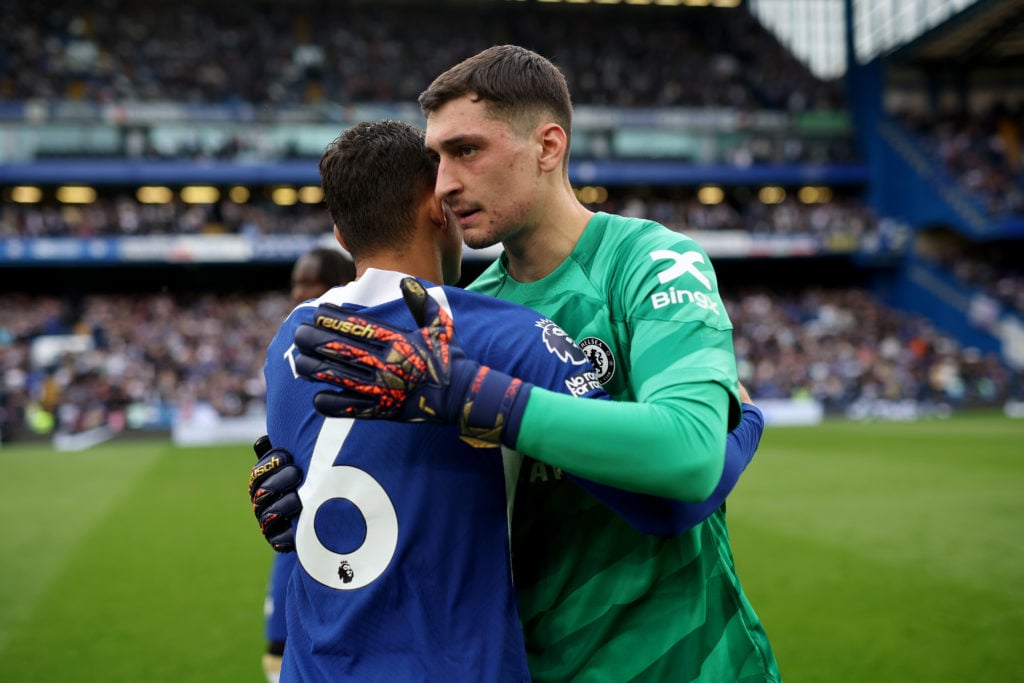 Djordje Petrovic embraces Thiago Silva ahead of Chelsea vs West Ham