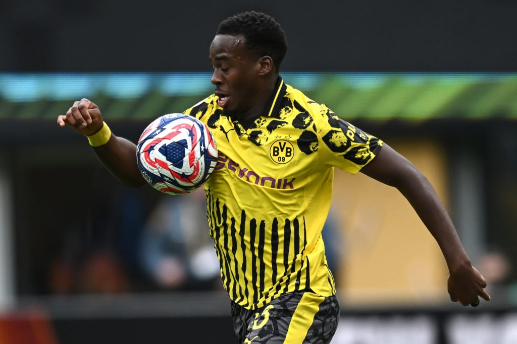 Jamie Gittens controls the ball during Fluminense FC v Borussia Dortmund: Group F - FIFA Club World Cup 2025