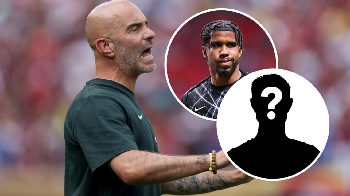 Enzo Maresca issues instructions to his players during CR Flamengo v Chelsea FC: Group D - FIFA Club World Cup 2025. Andrey Santos looks on ahead o...