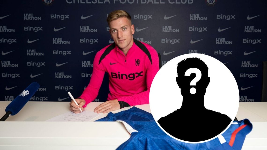 Liam Delap signs a contract as Chelsea unveil new signing