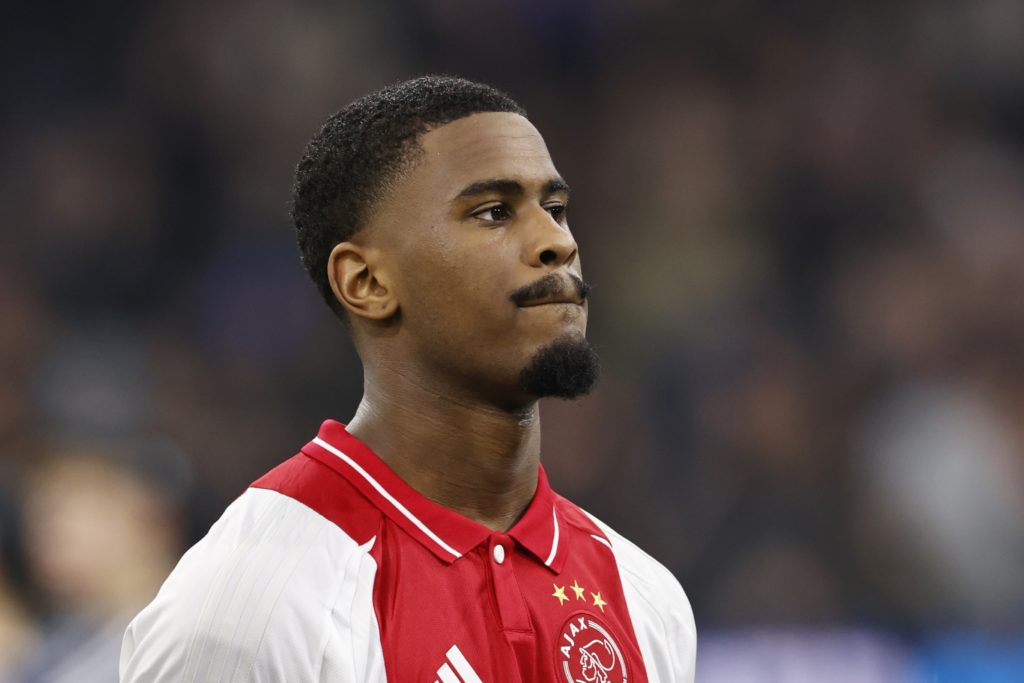 Jorrel Hato playing for Ajax against R. Union Saint-Gilloise in the Europa League.