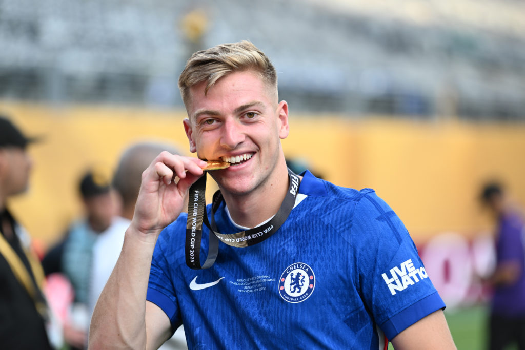Liam Delap celebrates with his winner's medal after Chelsea FC v Paris Saint-Germain: Final - FIFA Club World Cup 2025