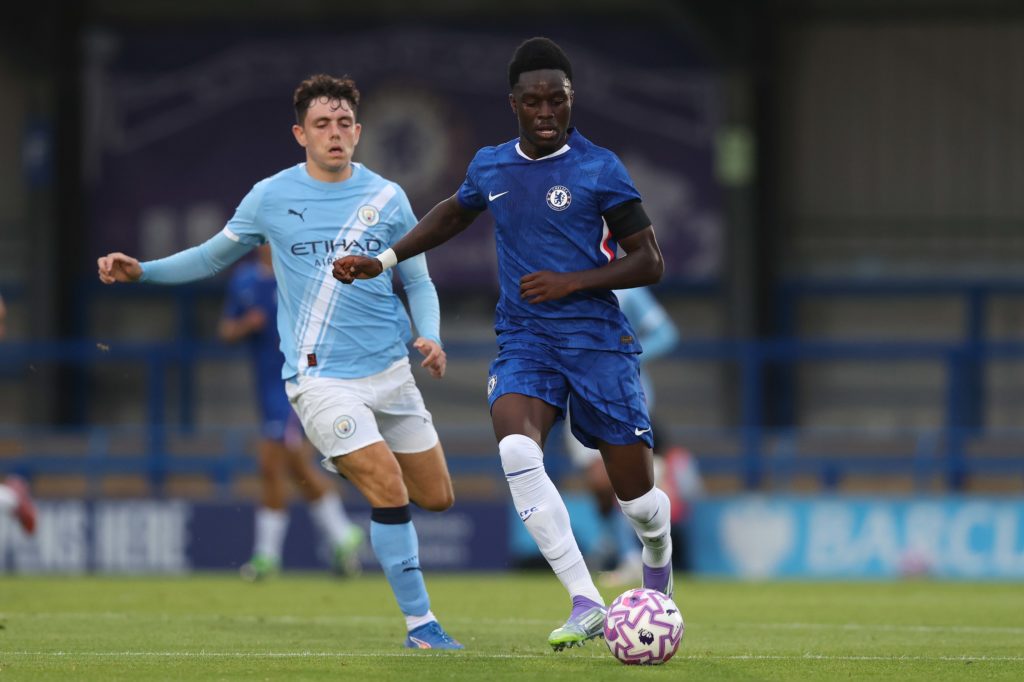 Genesis Antwi playing forChelsea's U21 agaomst Manchester City's U21 in the Premier League 2.